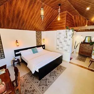 calm-shack-2-bedroom-boutique-farm-stay.kerala-hotels.net/