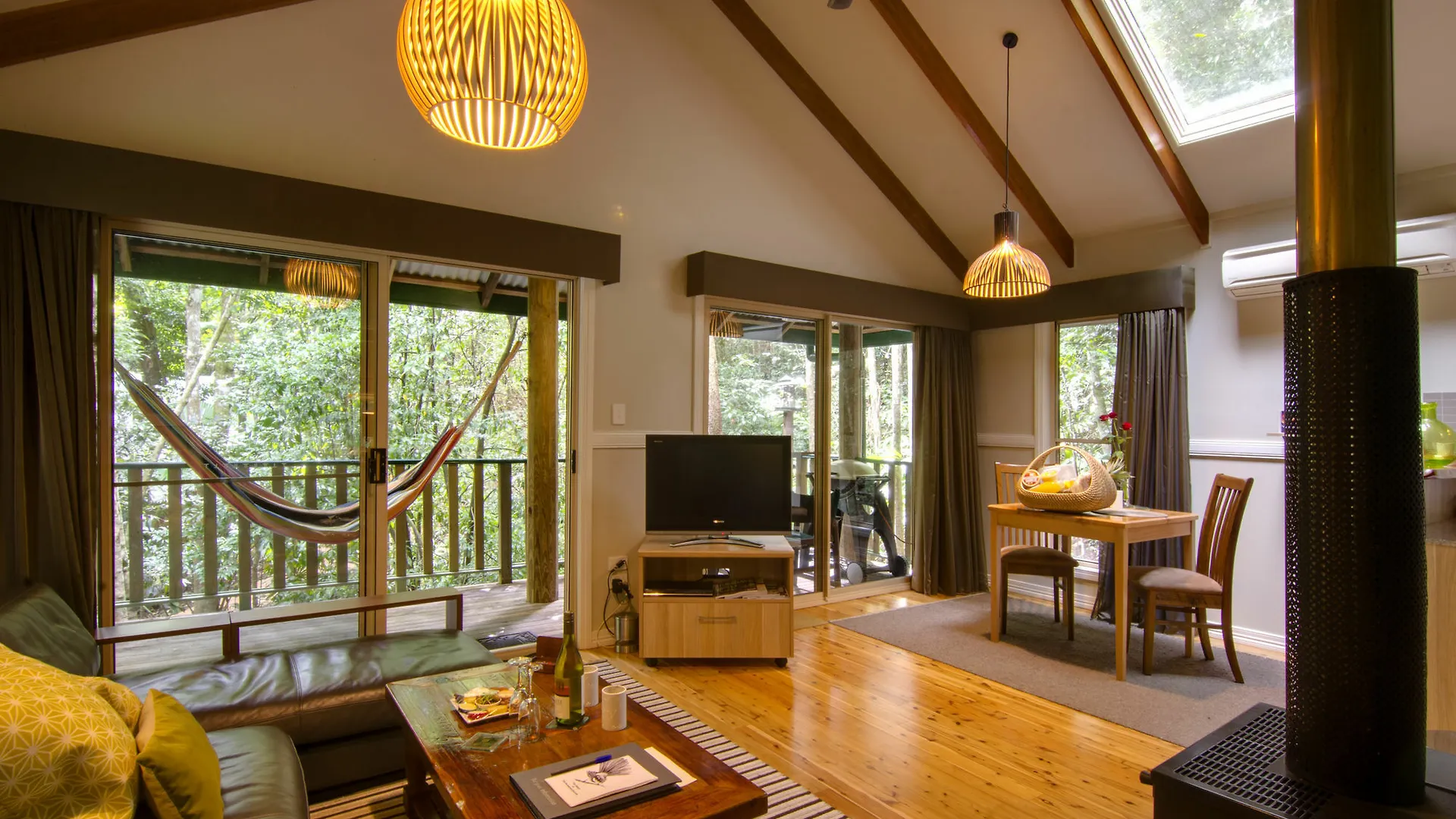Narrows Escape Rainforest Retreat Montville